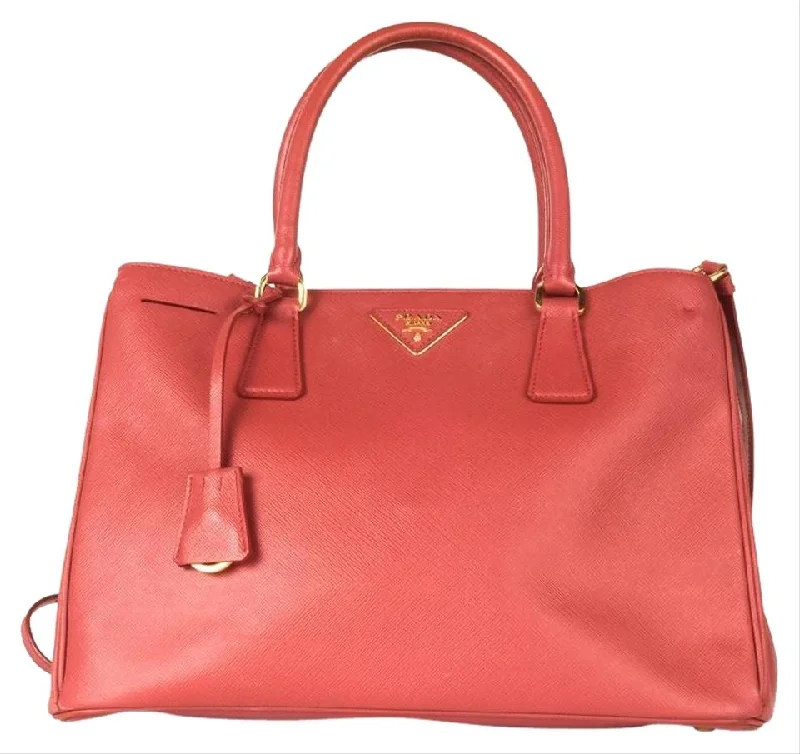 Ladies Prada Galleria bags with a detachable shoulder strapPrada Saffiano Tote Red Leahter Shoulder Bag