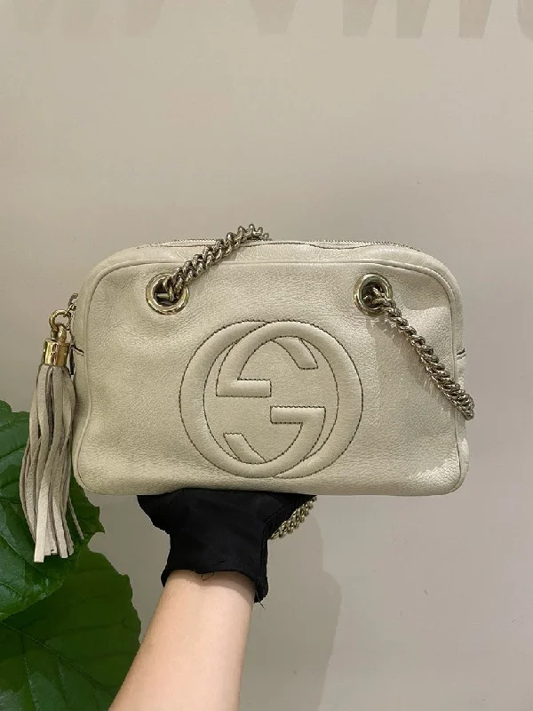 Women Gucci bags with a chain - link trim and a leather bodyGucci Soho White Leather Shoulder Bag Medium