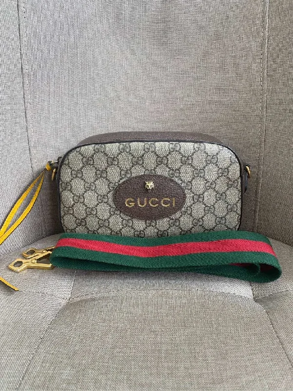 Women Gucci bags with a detachable mobile phone holderGucci Beige GG Canvas Camera Bag with Green Red Strap 23x13cm