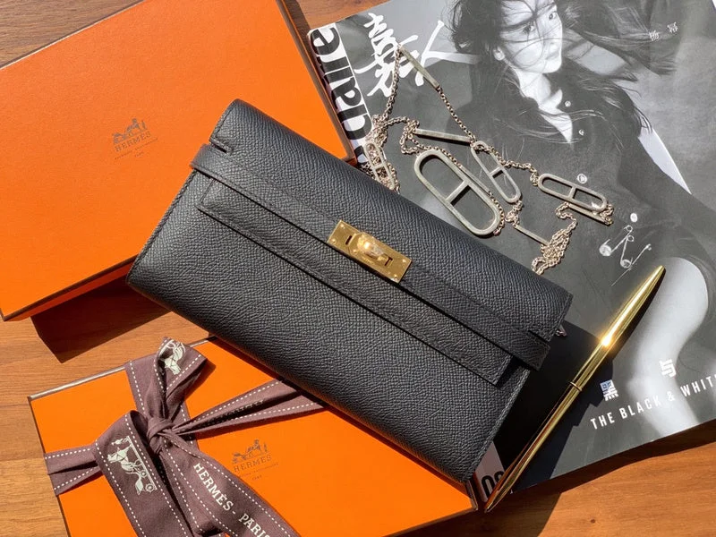 Elegant Hermes Clutch - Style Bags for Formal GalasBoldCollect - HERMES Bags - 553