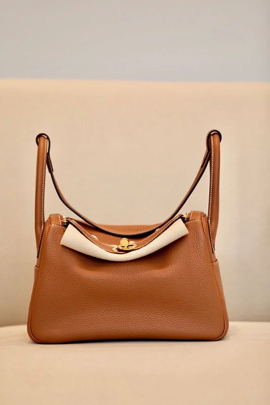 Hermes Victoria Bags with Signature Turnlock ClosuresBoldCollect - HERMES Bags - 610