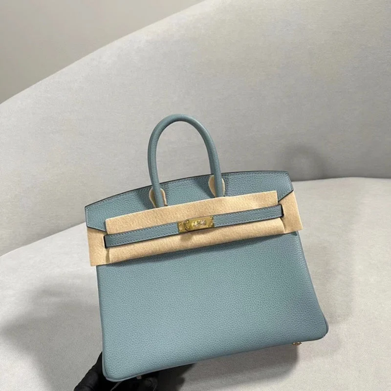 Oversized Hermes Bags for a Fashion - Forward and Practical StatementWhimsy Finds - Hermes Bags - 602