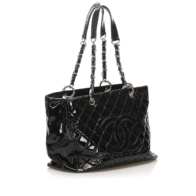 Chanel Quilted Leather Shoulder Bag for FashionistasChanel Grand Shopping Patent Leather Tote Bag (37882)