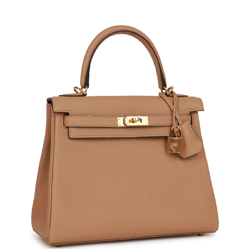 Easy - to - Clean Hermes Bags for Busy LifestylesHermès Kelly Bags with a detachable keychain holderHermes Kelly Retourne 25 Chai Togo Gold Hardware