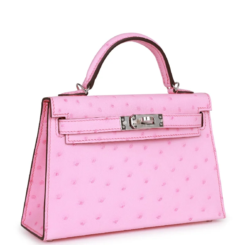 Hermes Bags with Magnetic and Twist - Lock ClosuresHermès Kelly Bags with a monogram - embossed leather panelHermes Kelly Sellier 20 Bubblegum Ostrich Palladium Hardware