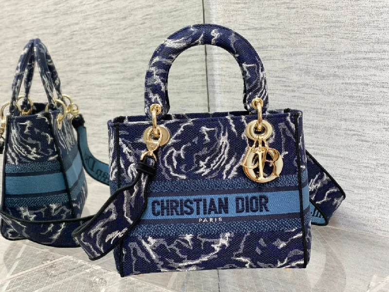 Christian Dior handbags with a back - pocket for quick storageWF - Dior Bag - 390