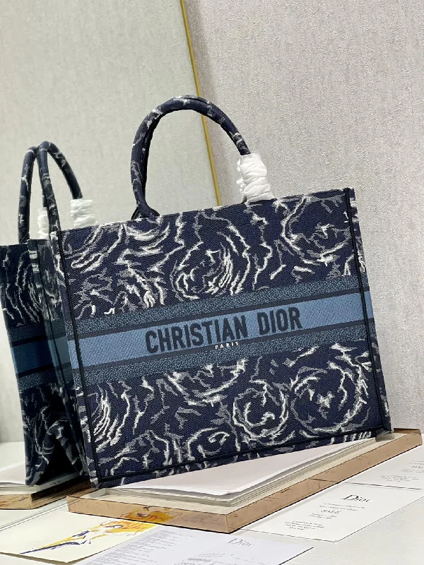 Contemporary Christian Dior handbags with a unique shapeWF - Dior Bag - 396